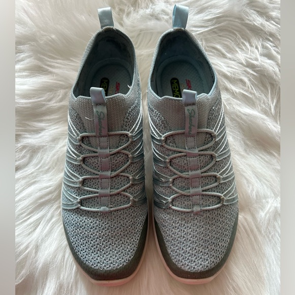 Skechers Air-Cooled Memory Foam Women's Blue Flex Mesh Slip-On Sneakers Size 6.5 - Picture 2 of 6